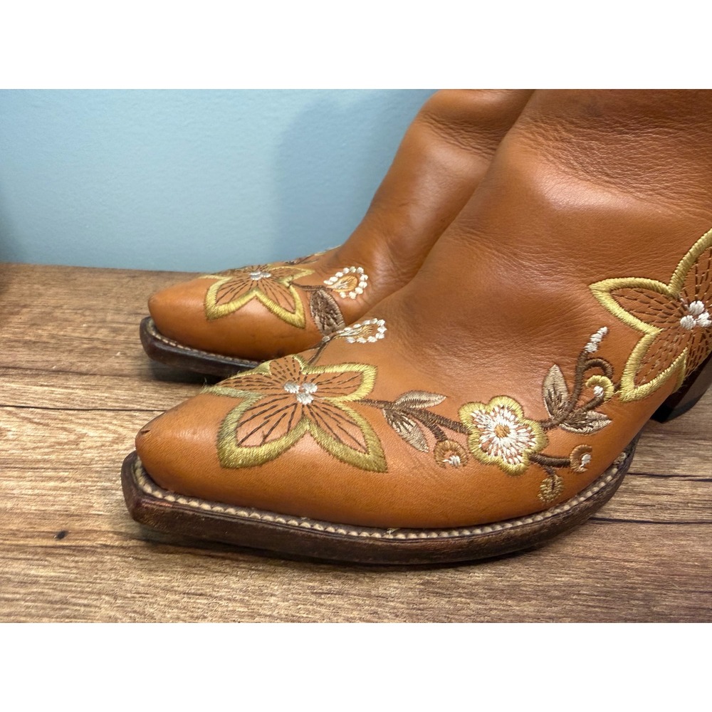 Caborca Tan Leather Floral Embroidered Western Ankle Boots Boho Pointed Toe 7B - Picture 6 of 11